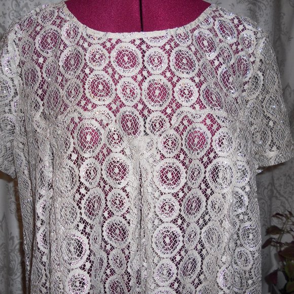 Anthro Akemi + Kin XL Scoop Neck S/S Top Ivory Metallic Popover - Picture 2 of 7